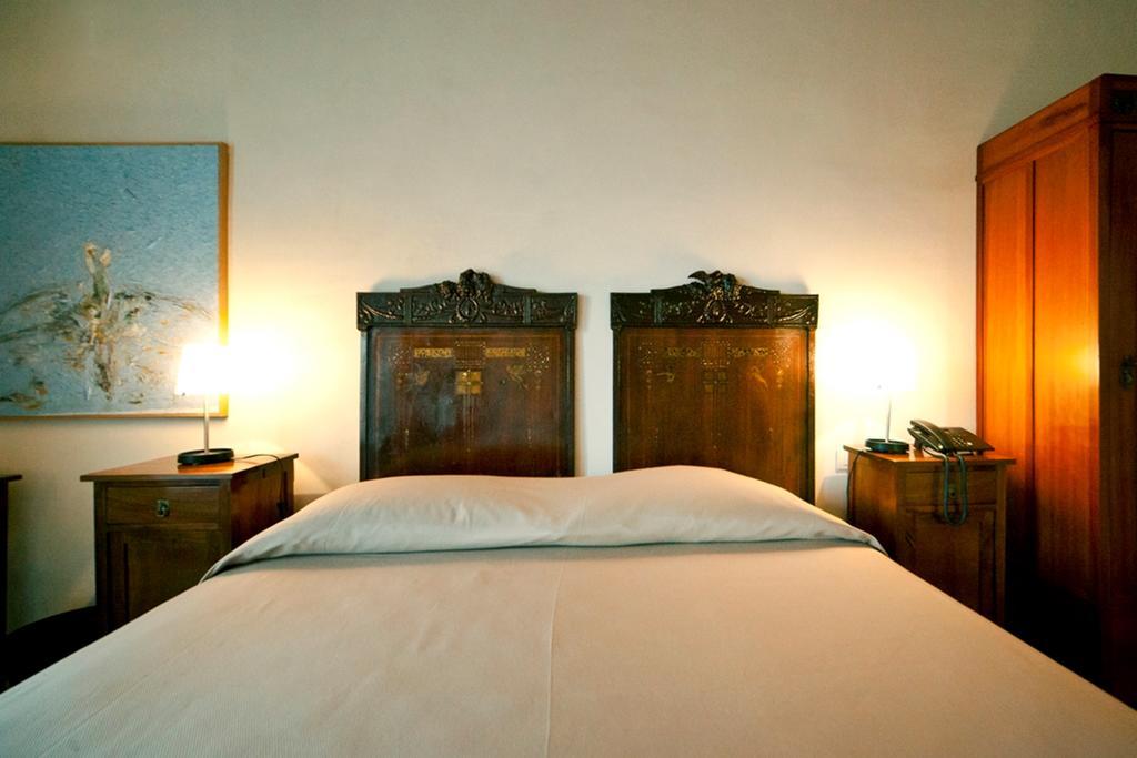 Hotel Dell'Orologio Рагуза Экстерьер фото